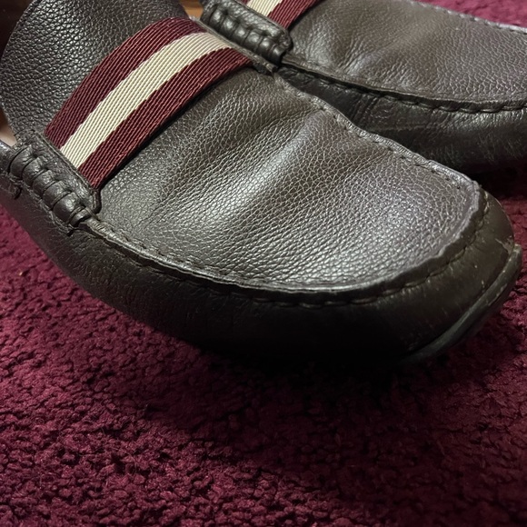 Bally loafers I wore them gently and they are in good shape size 10.5 - Picture 2 of 4